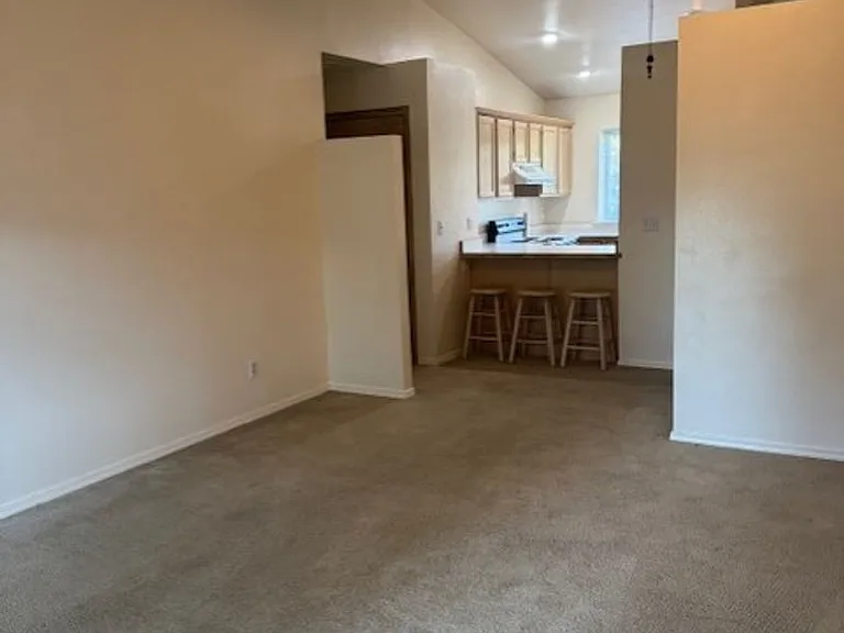 741 Willow Dr #B1 — Photo 5