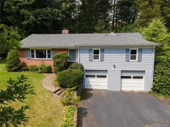 25 Knollwood Drive, New Haven, CT 06515