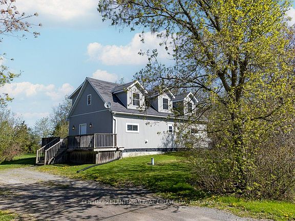 2nd image of 986 Black Rd