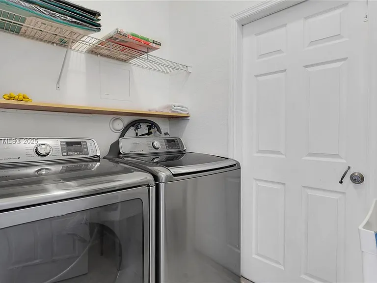 17994 NW 87th Pl — Photo 15