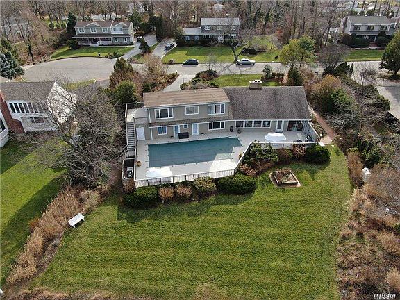 2nd image of 11 Seacliff Ave