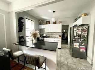 32-64 33rd St, Astoria, NY 11106