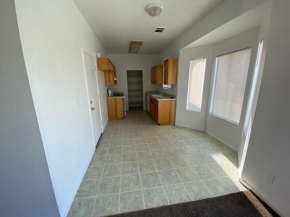 2nd image of 747 Ashbury Ct