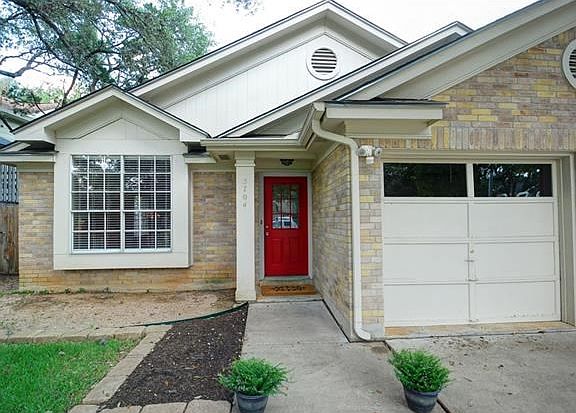 Tenant is now out and seller is ready for new owners!