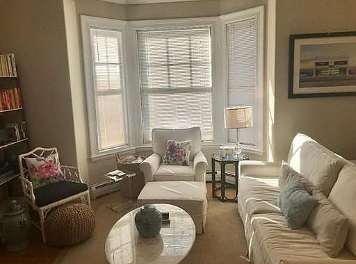 2nd image of 91 Pinckney St #2