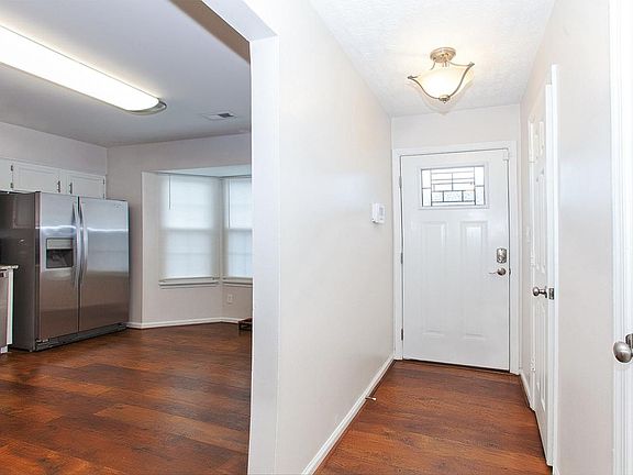 4th image of 1604 Skiffes Creek Cir