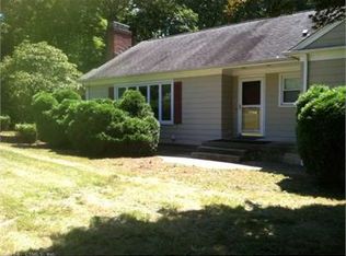 21 Twin Circle Dr, Trumbull, CT 06611