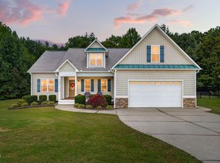 198 Carriage Creek Dr, Smithfield, NC 27577