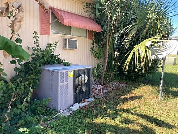 5th image of 3150 NE 36th Ave Lot 229