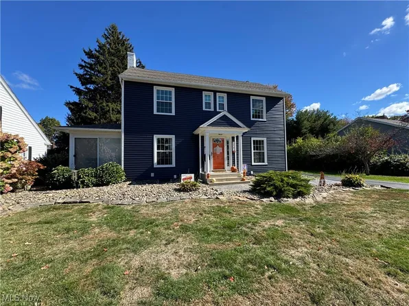 1214 Chestnut Dr, Ashtabula, OH 44004