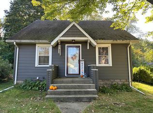 504 Elmhurst Ave, Parchment, MI 49004