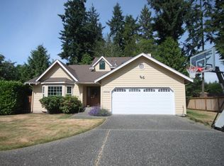 15801 NE 27th Pl, Bellevue, WA 98008