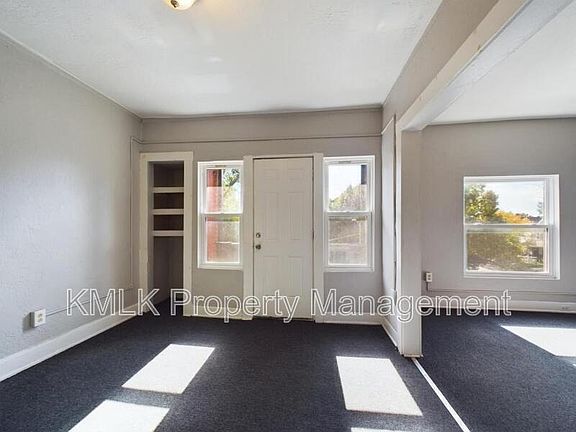 5th image of 8609 Kenmore Ave #0
