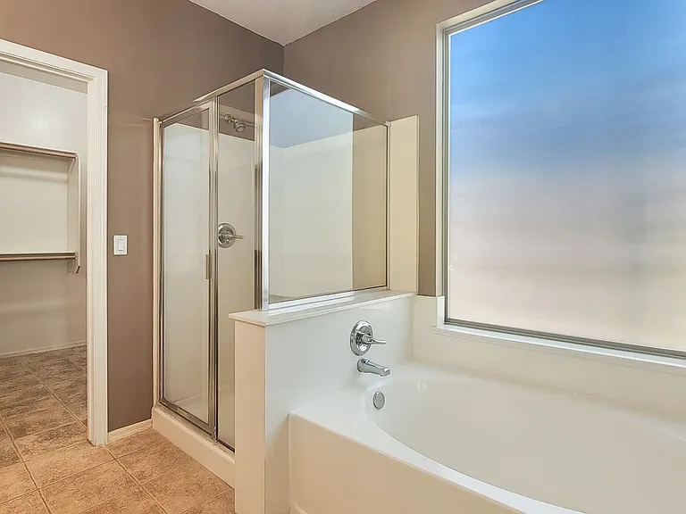 18651 W Sunrise Dr — Photo 15