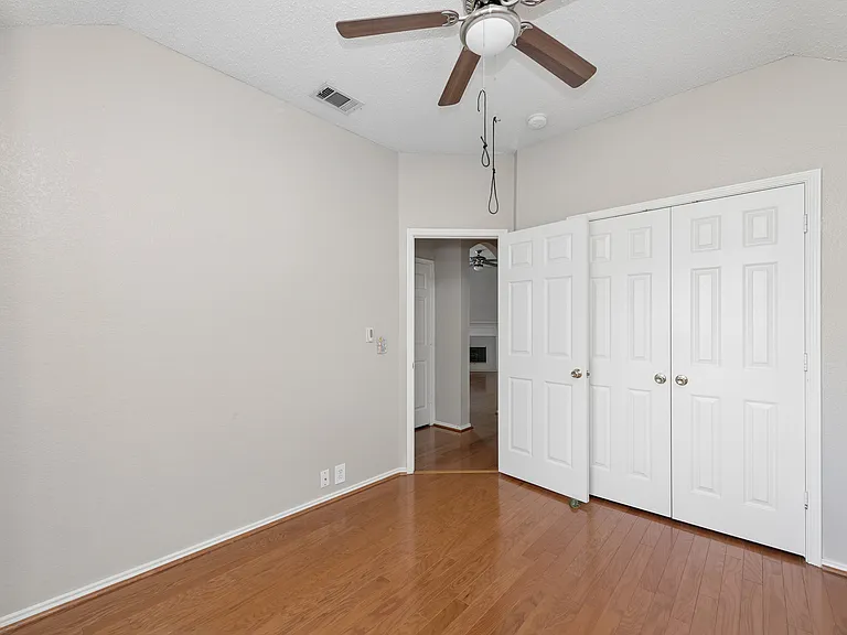 10613 Brandenberg Dr — Photo 27