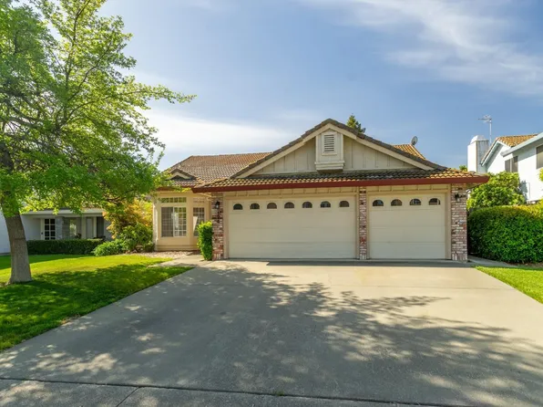 124 Lighthouse Way, Vacaville, CA 95688