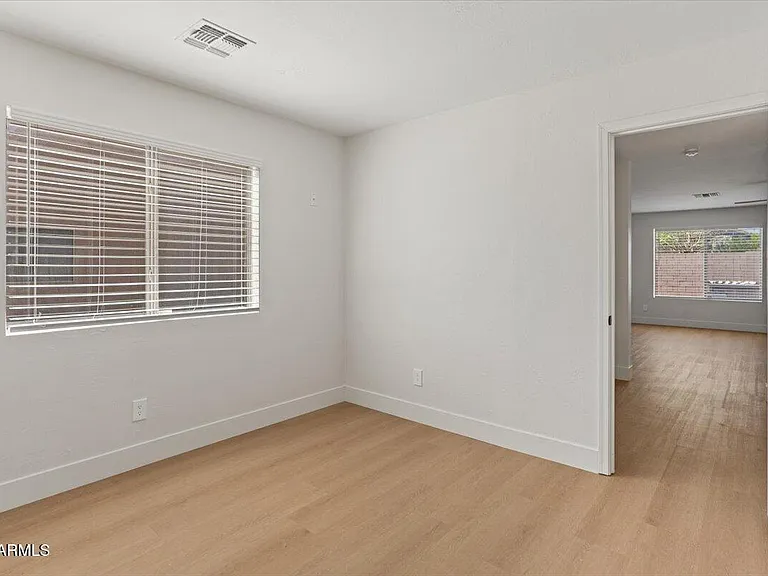 2289 W Hayden Peak Dr — Photo 14