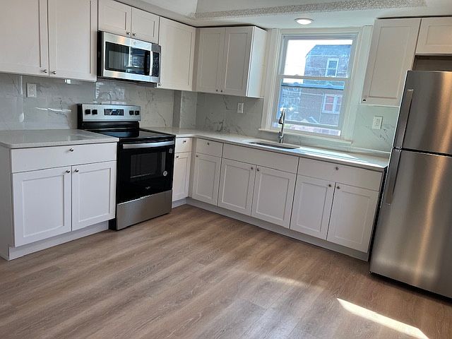 1st image of 7100 Rowland Ave #2