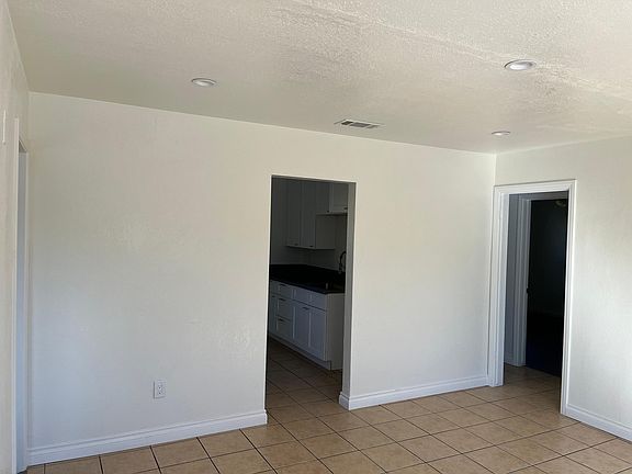 4th image of 1705 E San Bernardino Ave APT A
