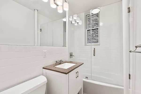 Rented by Corcoran | media 23