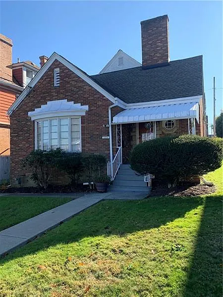 418 Mitchell Ave photo 1