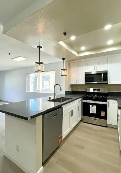 420 S Harvard Blvd #301 — Photo 6