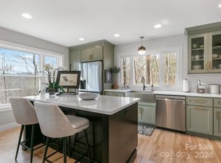 315 Porters Rdg, Canton, NC 28716