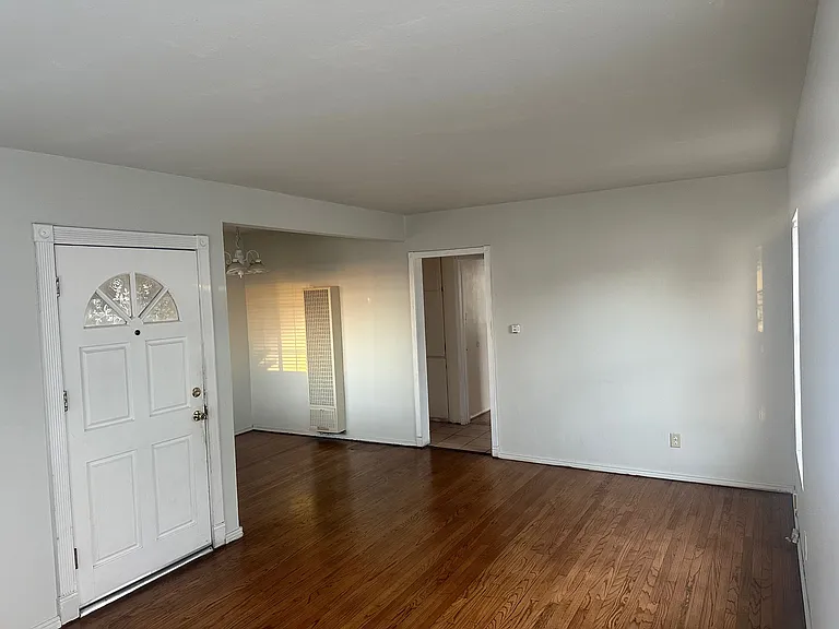 6521 Loma Vista Pl — Photo 4