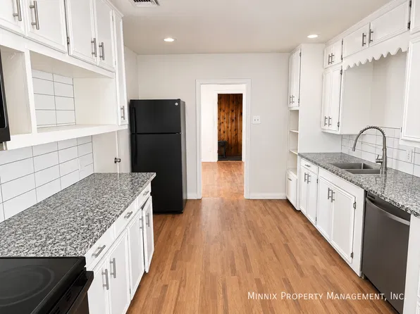 2422 33rd St, Lubbock, TX 79411
