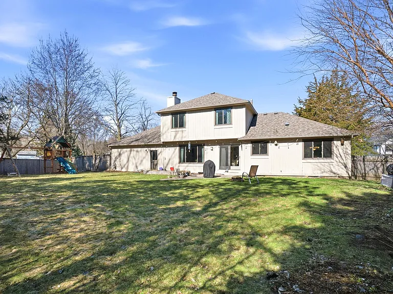 10427 Brown Farm Cir — Photo 8