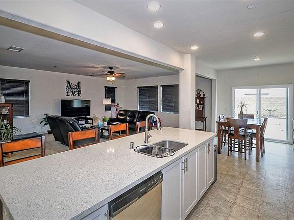4th image of 12947 Leawood St