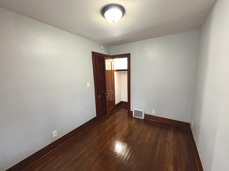 2242 12th St #1 — Photo 7