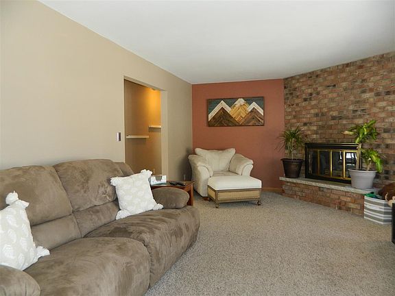 4th image of 1213 N 4th Ave