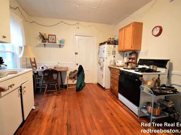 51 Custer St #3R, Jamaica Plain, MA 02130