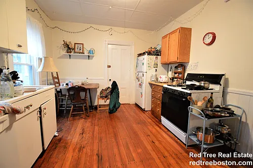 51 Custer St #3R Photo 1