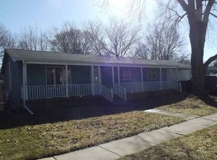 1120 Sunset St, Iowa City, IA 52246