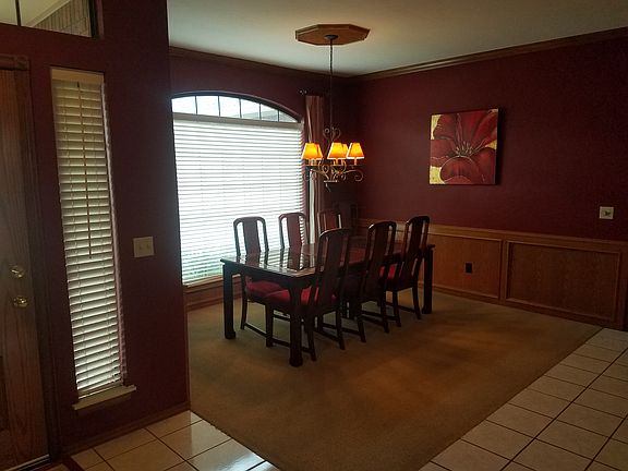 Large formal dining room 