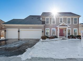 38W439 McQuire Pl, Geneva, IL 60134