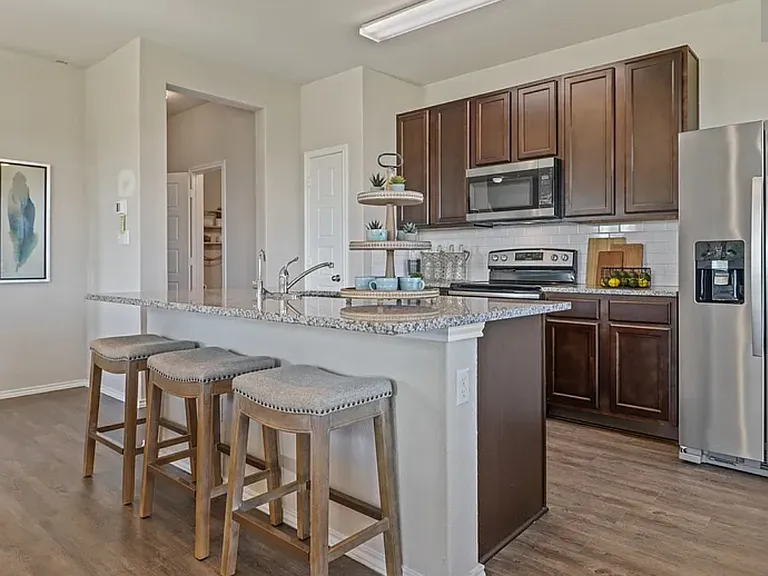 9306 Graze Land Dr — Photo 5