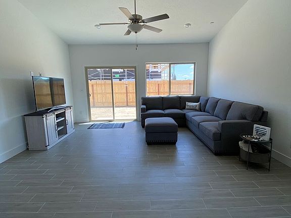 4th image of 2629 W Mallard Ln