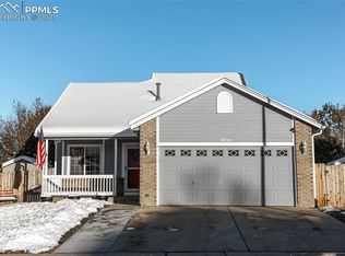 7459 Farmcrest Rd, Colorado Springs, CO 80925
