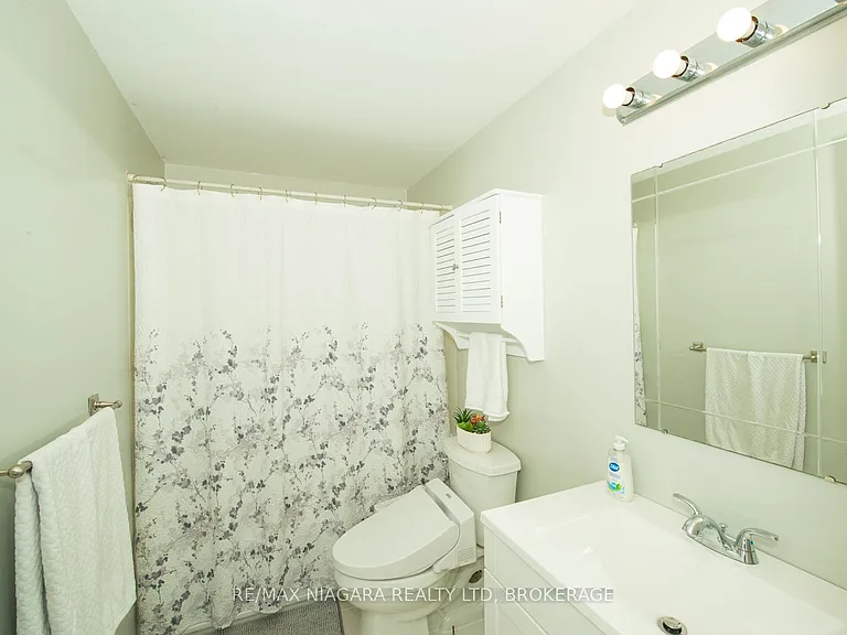 47 Elmvale Cres — Photo 14