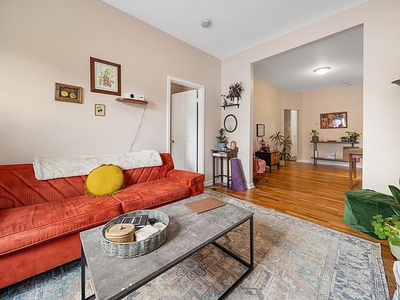 3rd image of 91 Romaine Ave