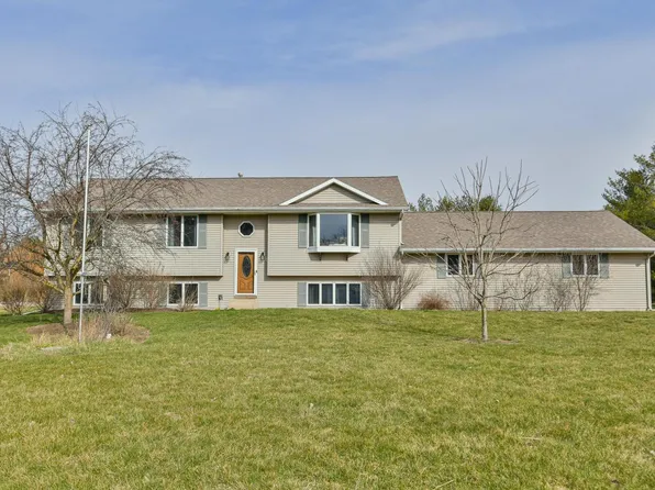 N3705 Willow Bend LANE, Lake Geneva, WI 53147