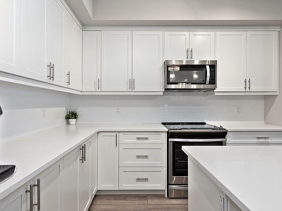 3rd image of 408-100 Auburn Meadows Mnr SE #408