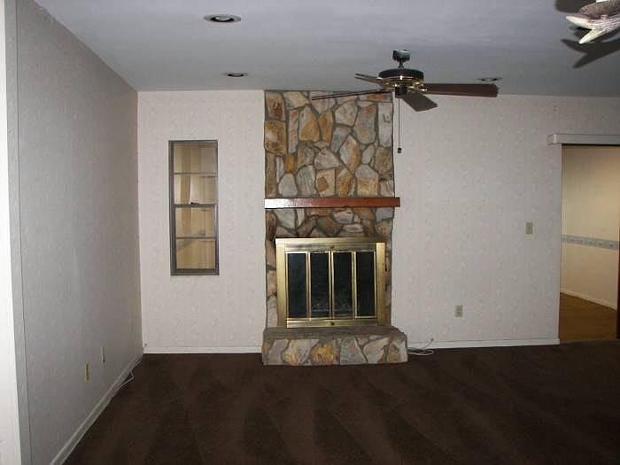 Living Rm Fireplace