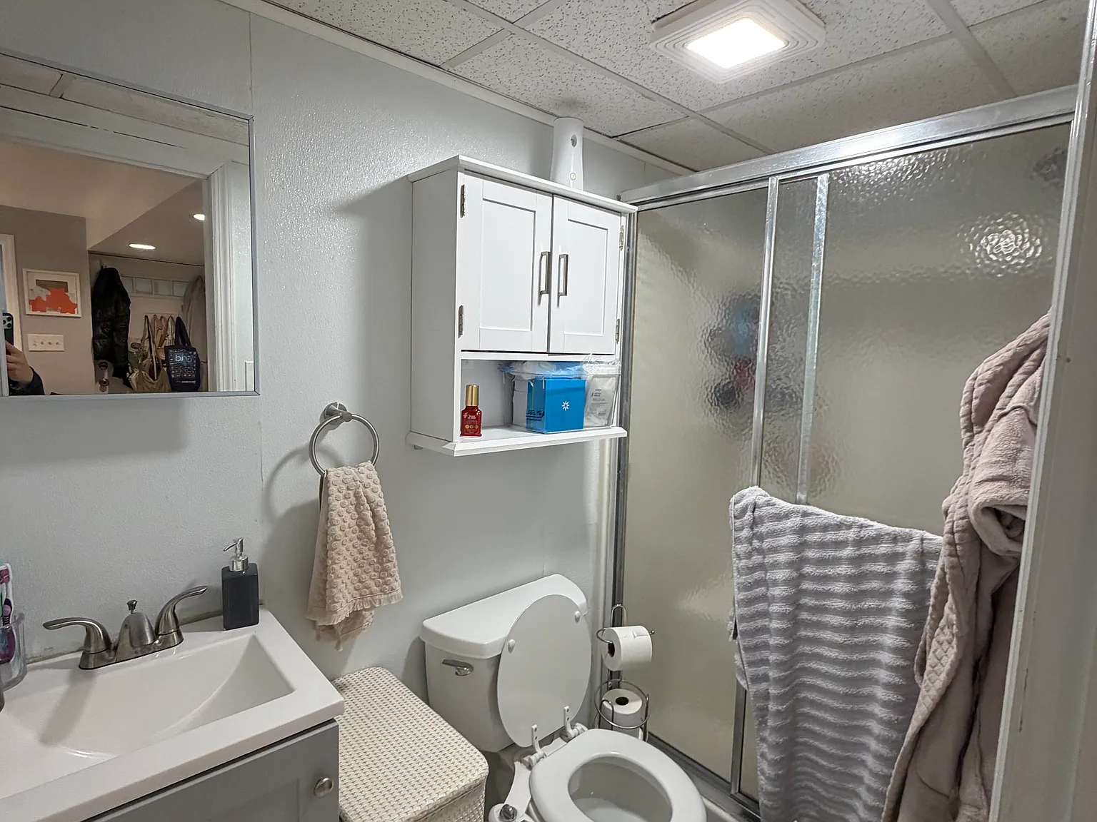 Studio, 400 sqft, $1,200 — Photo 2