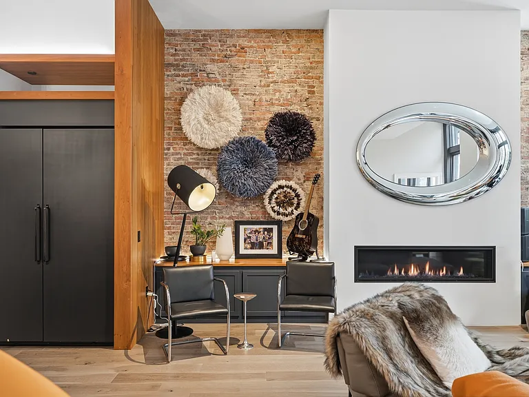 824 Liberty Ave #201 — Photo 9