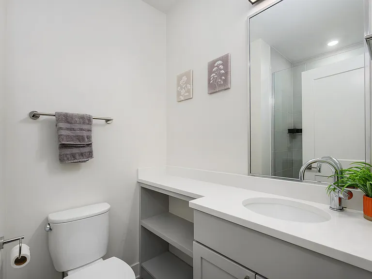3615 N Wilton Ave #2 — Photo 12