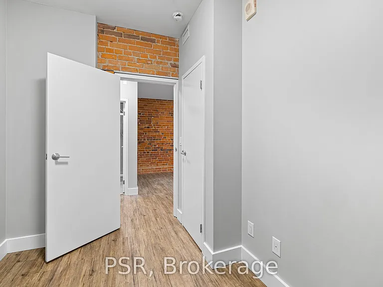 2870 Dundas St W #212 — Photo 15
